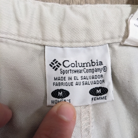 Columbia Light Khaki Cargo Capris Size Medium - Picture 9 of 11